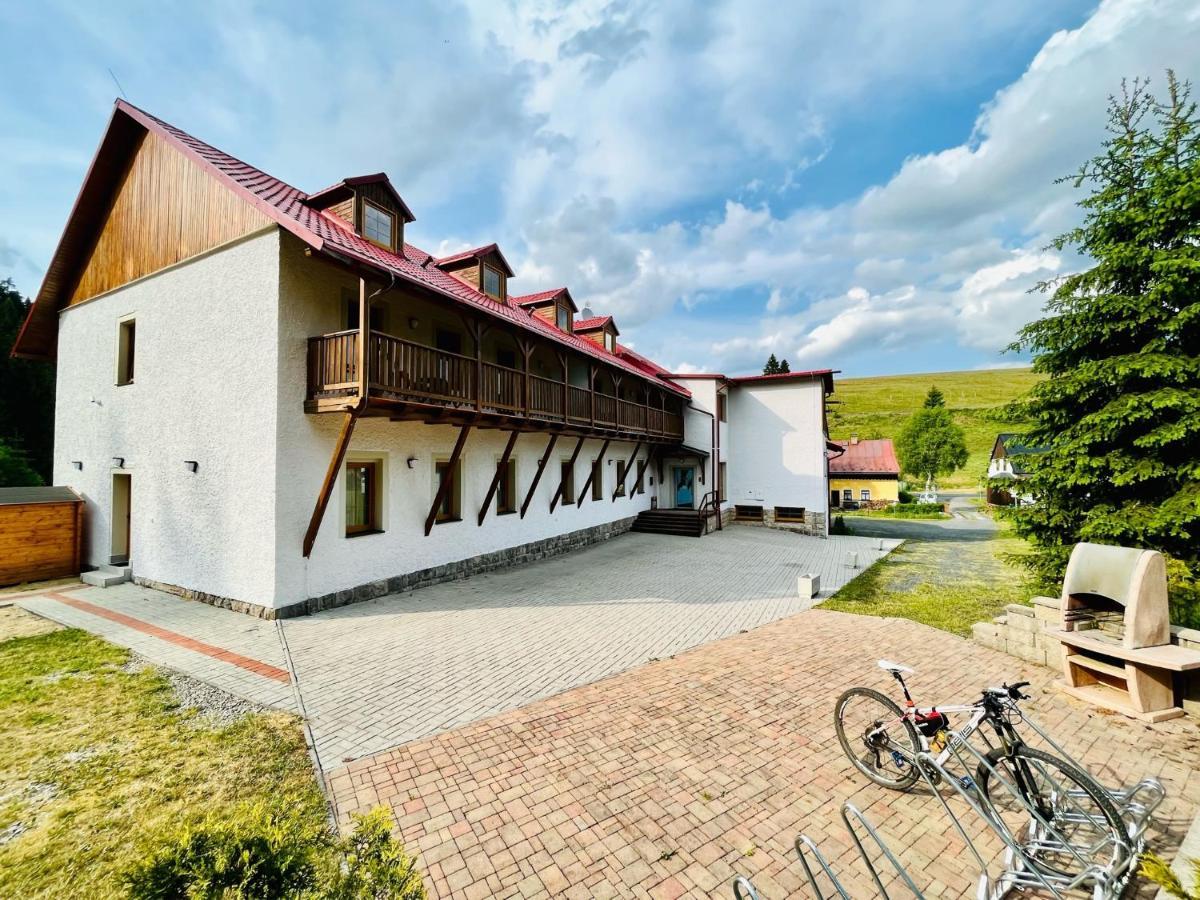 Apartmán Ela Horní Blatná Kültér fotó